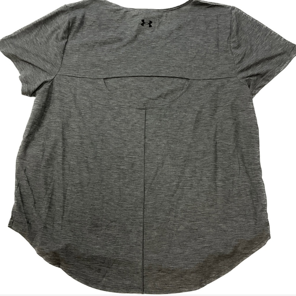 XL Underarmor Lightweight workout tee NWT